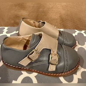 Luccini Girl's Size 24 Grey leather  Shoe Size 8